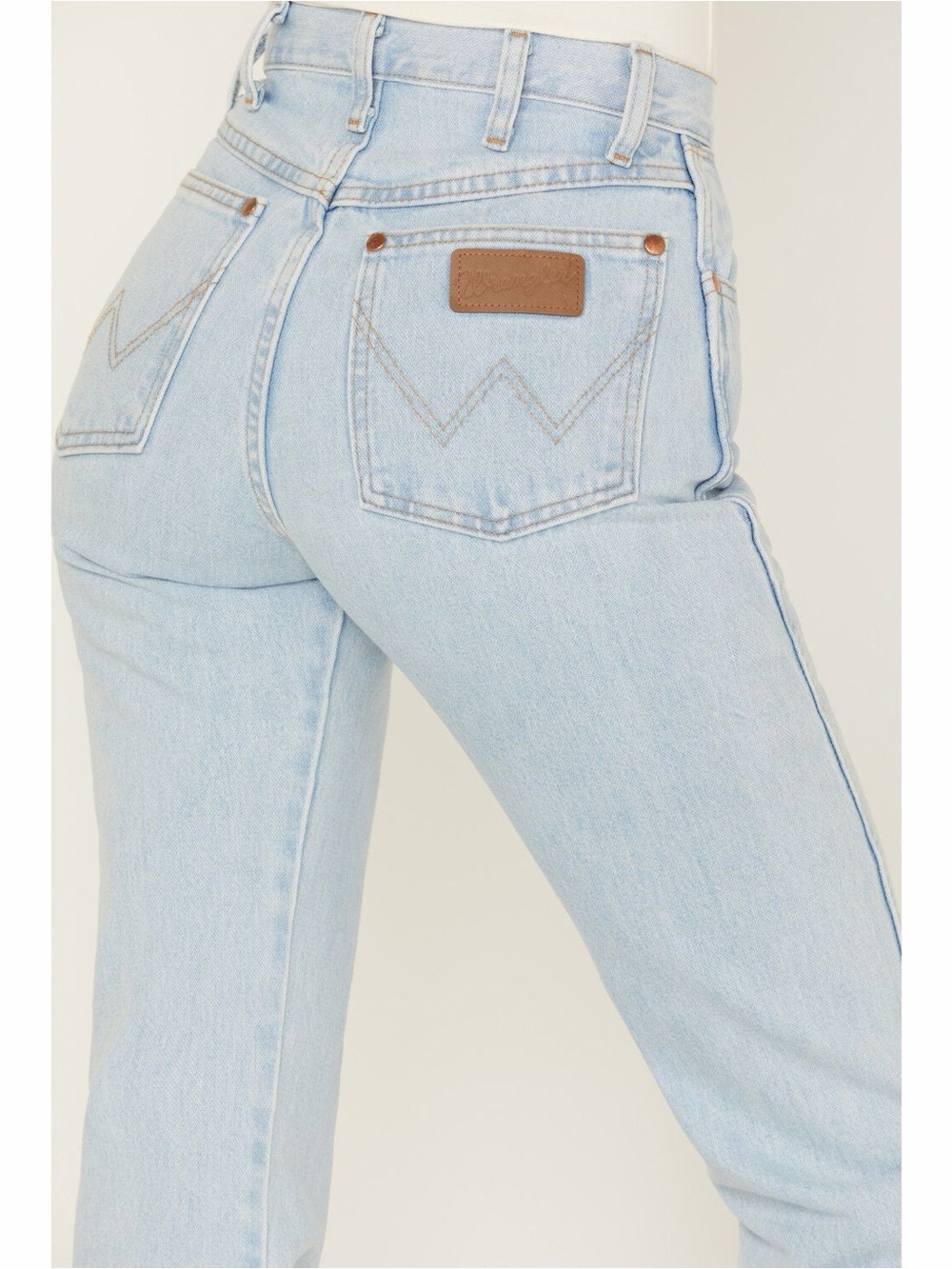 Wrangler Women's Light Wash Slim Fit Cowboy Cut Jeans Size 1 x 34 - Picture 4 of 10